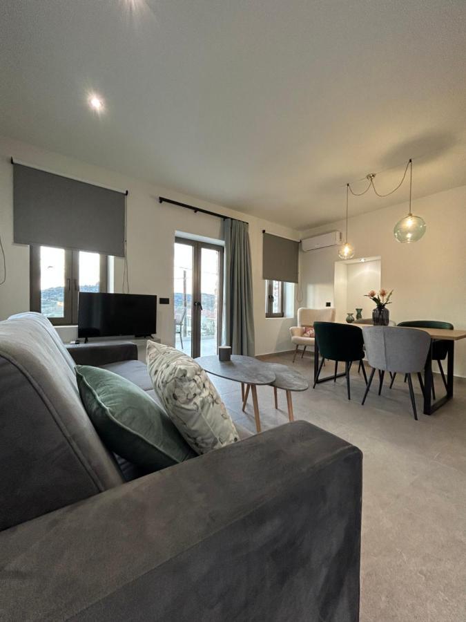 Piedra Luxury Apartments Нафплион Экстерьер фото